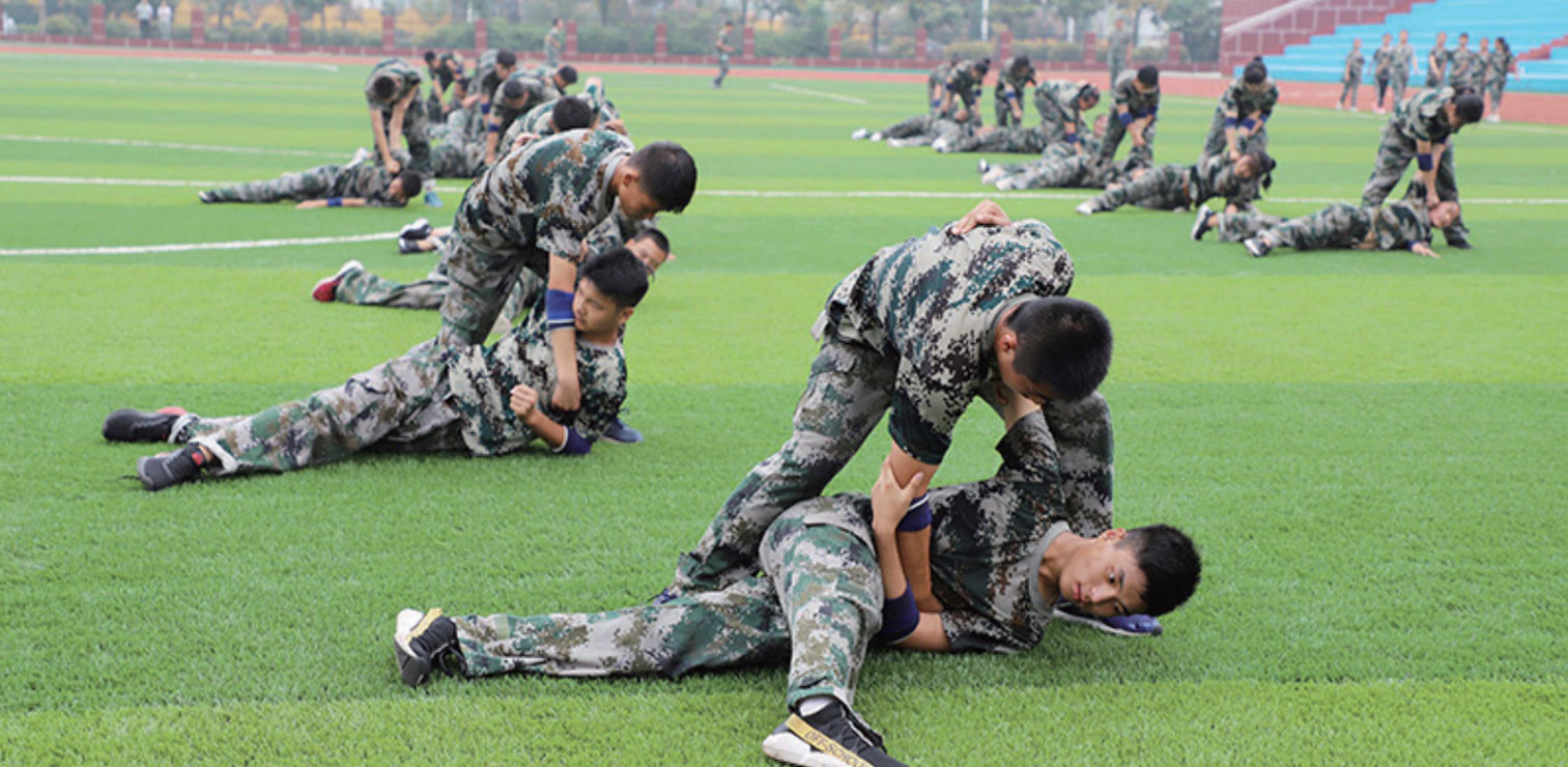 计算机应用与维修（国防教育特色班）