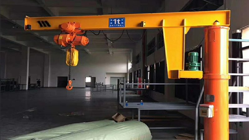小型家用吊机：标准规范解析与选购要点